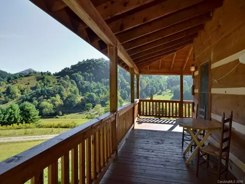 65 Blazing Star Ln, Clyde, NC 28721 photo 7