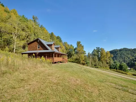 65 Blazing Star Ln, Clyde, NC 28721 photo 19