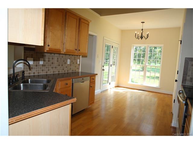 1908 Kings Pointe Dr, Monroe, NC 28112 photo 2