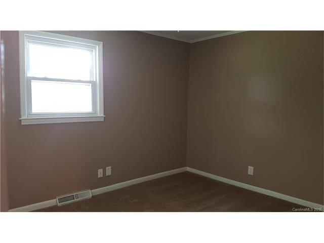 2138 Reeves Rd, Lancaster, SC 29720 photo 5