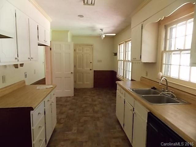 1418 E Colonial Dr, Salisbury, NC 28144 photo 5