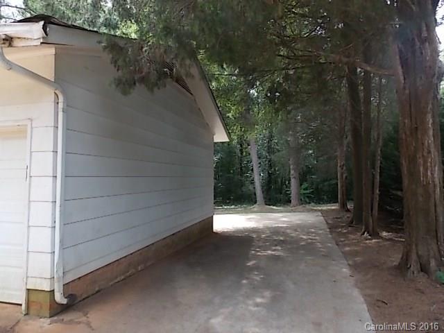 1418 E Colonial Dr, Salisbury, NC 28144 photo 2