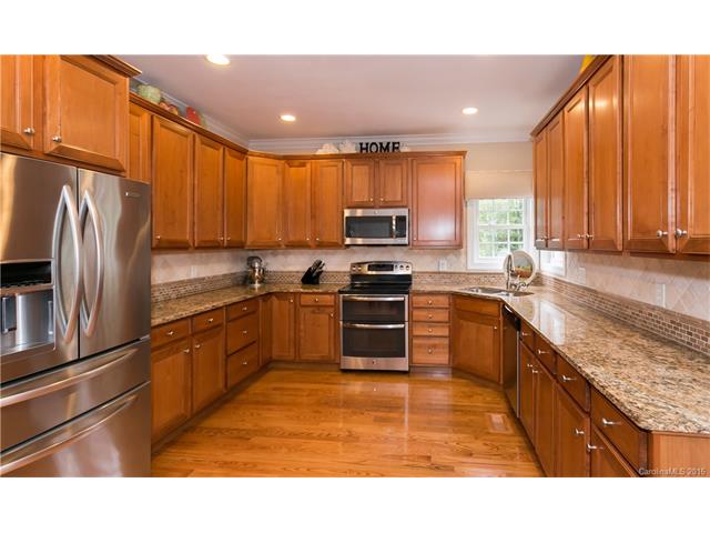 3603 Maple Brook Dr, Denver, NC 28037 photo 5