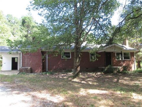 240 Warren Dr, Mount Ulla, NC 28125 photo 2