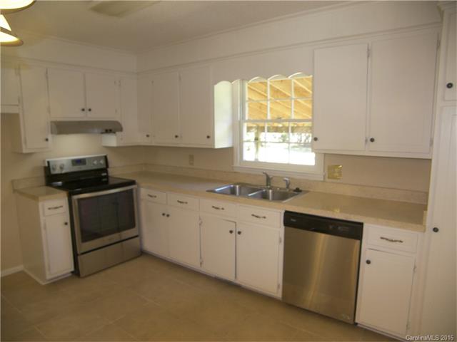 405 Brookgreen Dr, Monroe, NC 28112 photo 5