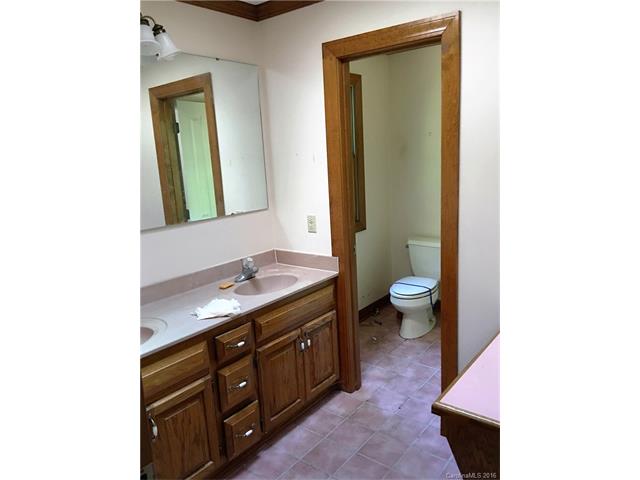 1291 Dula Rd, Spruce Pine, NC 28777 photo 5