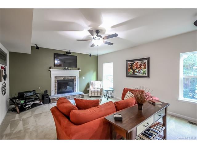 7700 W Berkeley Rd, Denver, NC 28037 photo 3