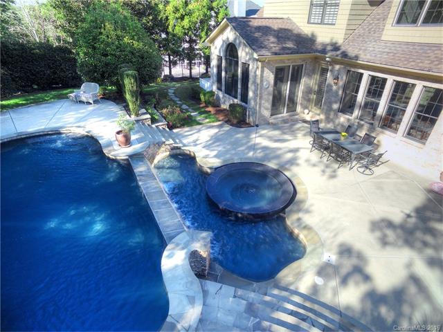 18830 River Falls Dr, Davidson, NC 28036 photo 2