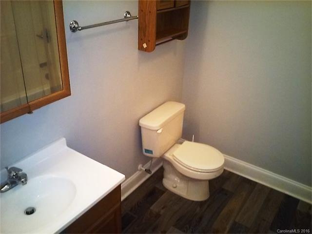 502 Pineview Dr, Spencer, NC 28159 photo 9