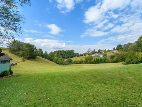 18 Weaver Smith Dr, Candler, NC 28715 photo 23
