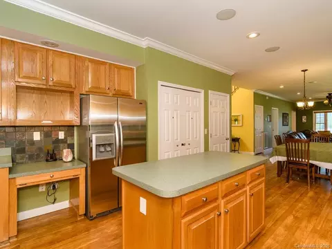 18 Weaver Smith Dr, Candler, NC 28715 photo 6
