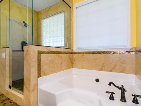18 Weaver Smith Dr, Candler, NC 28715 photo 9