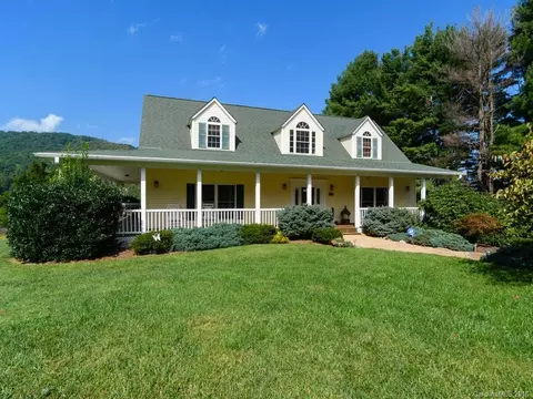 18 Weaver Smith Dr, Candler, NC 28715 photo 1