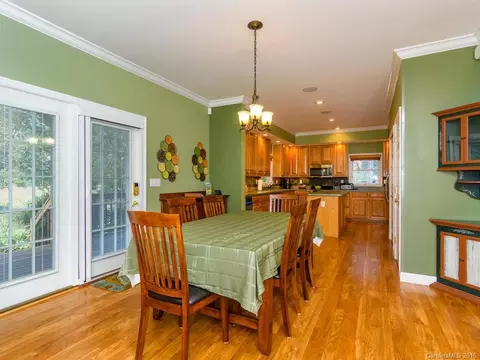 18 Weaver Smith Dr, Candler, NC 28715 photo 4