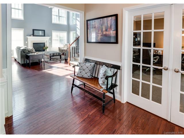 9814 Willow Leaf Ln, Cornelius, NC 28031 photo 4