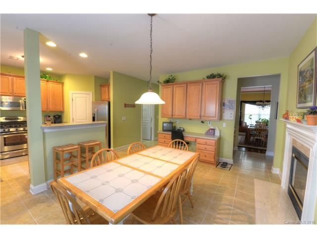 9619 Willow Leaf Ln, Cornelius, NC 28031 photo 11
