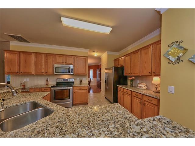 428 Glencrest Dr, Stanley, NC 28164 photo 8