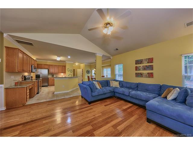 428 Glencrest Dr, Stanley, NC 28164 photo 7