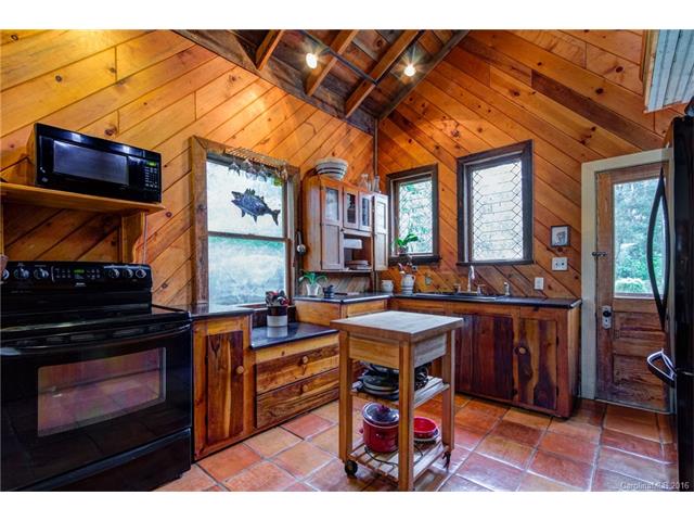 109 Sparrow Ln, Bostic, NC 28018 photo 8