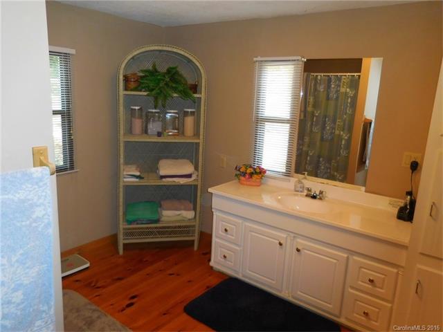 9005 Clement Cir, Terrell, NC 28682 photo 16