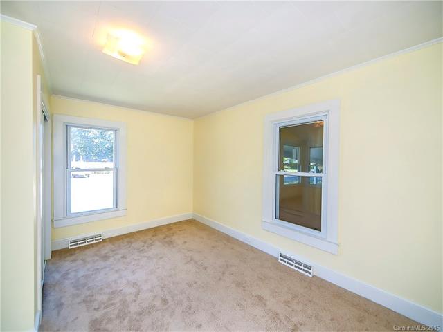 982 E 13th St, Kannapolis, NC 28083 photo 9