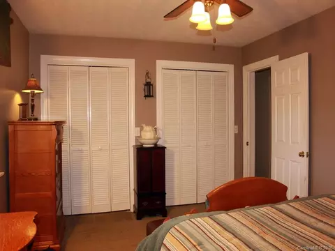 185 Loop Rd, Clyde, NC 28721 photo 13