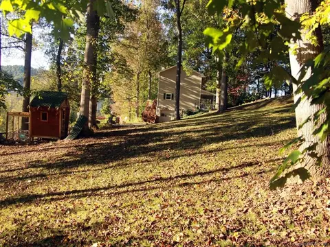 185 Loop Rd, Clyde, NC 28721 photo 22