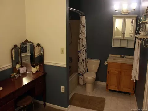 185 Loop Rd, Clyde, NC 28721 photo 9