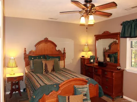 185 Loop Rd, Clyde, NC 28721 photo 12