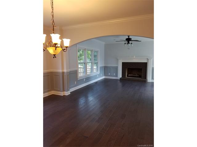 708 Spring St, Concord, NC 28025 photo 4