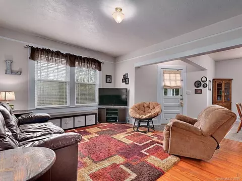 12 Thomson Ave, Canton, NC 28716 photo 3