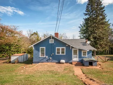 12 Thomson Ave, Canton, NC 28716 photo 11