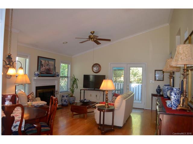 7603 Woods Ln #51, Cornelius, NC 28031 photo 3
