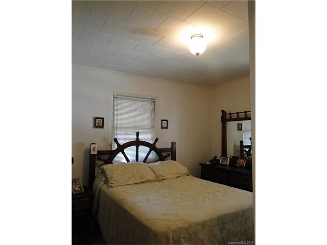 21018 Pine St, Cornelius, NC 28031 photo 5