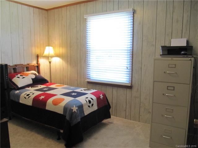 818 E Chestnut St, Stanley, NC 28164 photo 16