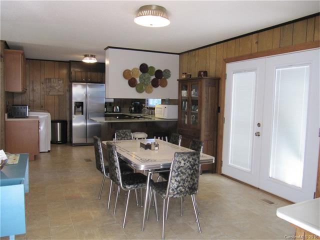 818 E Chestnut St, Stanley, NC 28164 photo 9