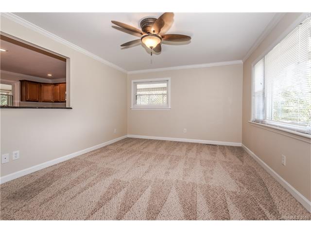 1015 11th St, Kannapolis, NC 28083 photo 3