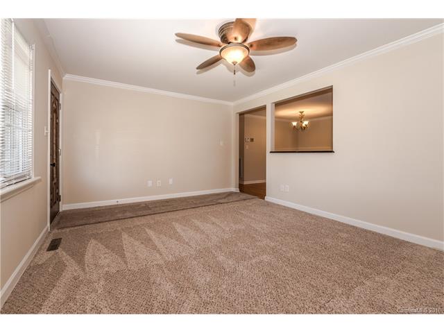 1015 11th St, Kannapolis, NC 28083 photo 4