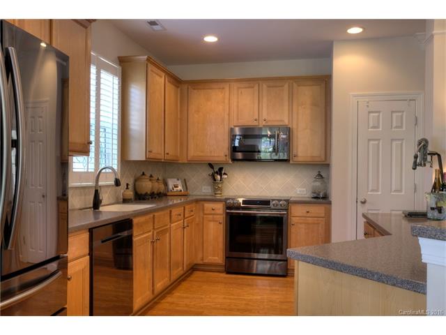 18733 The Commons Blvd, Cornelius, NC 28031 photo 9