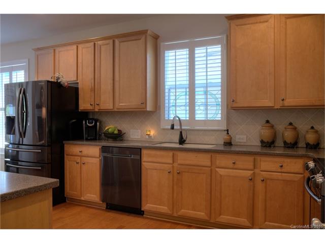 18733 The Commons Blvd, Cornelius, NC 28031 photo 10