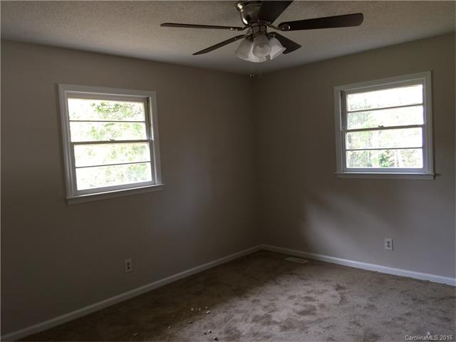 4409 Farmbrook Rd, Gastonia, NC 28056 photo 18