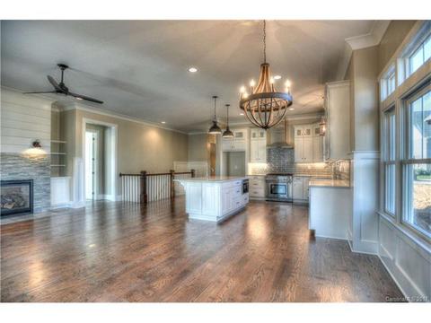 908 Naples Dr, Davidson, NC 28036 photo 6