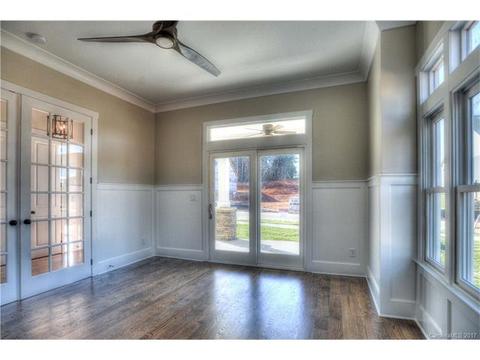 908 Naples Dr, Davidson, NC 28036 photo 9