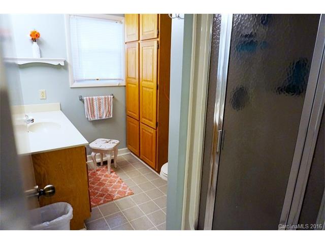 808 4th Street St, Conover, NC 28613 photo 22