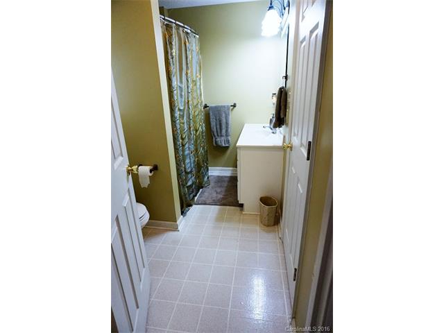 808 4th Street St, Conover, NC 28613 photo 18