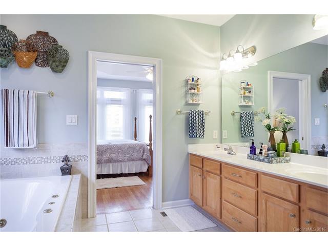 21028 Lagoona Dr, Cornelius, NC 28031 photo 15