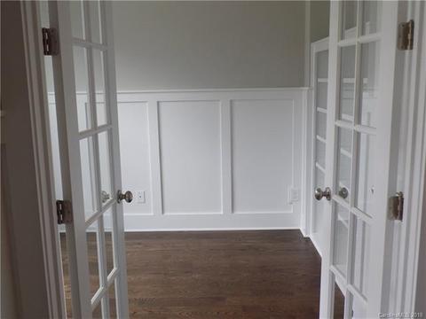 918 Naples Dr, Davidson, NC 28036 photo 2