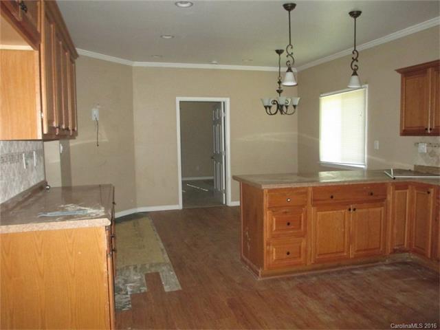 170 Brooklyn Ave, Lancaster, SC 29720 photo 5
