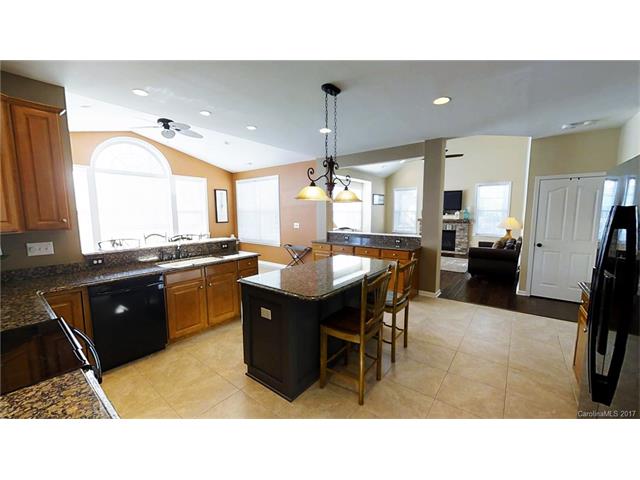 800 Pinkney Pl, Stanley, NC 28164 photo 6