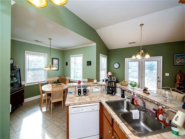 1437 Winthrop Ln, Monroe, NC 28110 photo 9